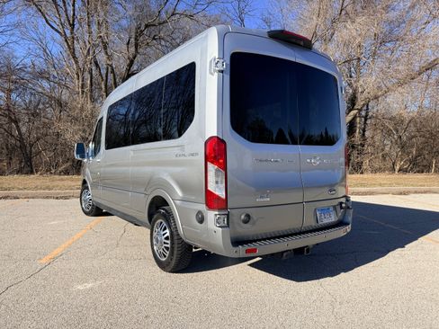 Used 2024 Ford Transit 250 148 Medium Roof Extended AWD image 2
