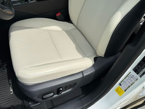 Used 2024 Lexus RX 350 Premium Plus w/ Convenience Package AWD/4WD image 12
