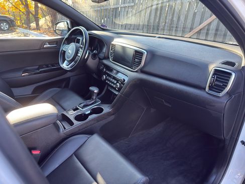 Used 2020 Kia Sportage S w/ S Premium Package image 11