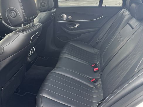 Used 2019 Mercedes-Benz E 300 image 20