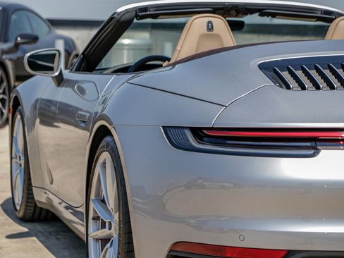 Used 2020 Porsche 911 Carrera 4S AWD/4WD image 5