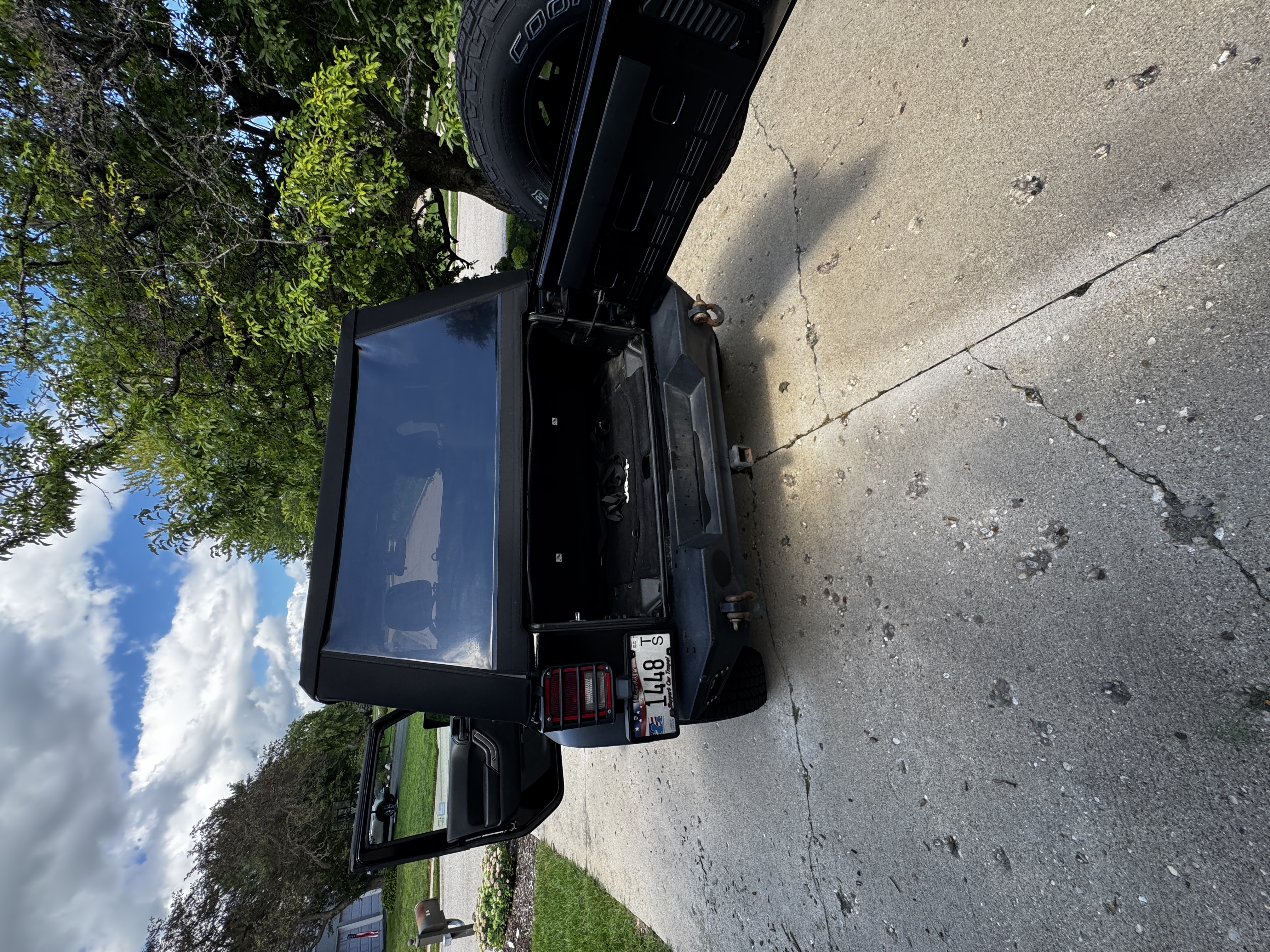 Used 2017 Jeep Wrangler Sport AWD/4WD image 12