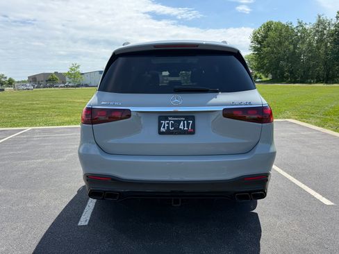 Used 2024 Mercedes-Benz GLS 63 AMG 4MATIC image 4