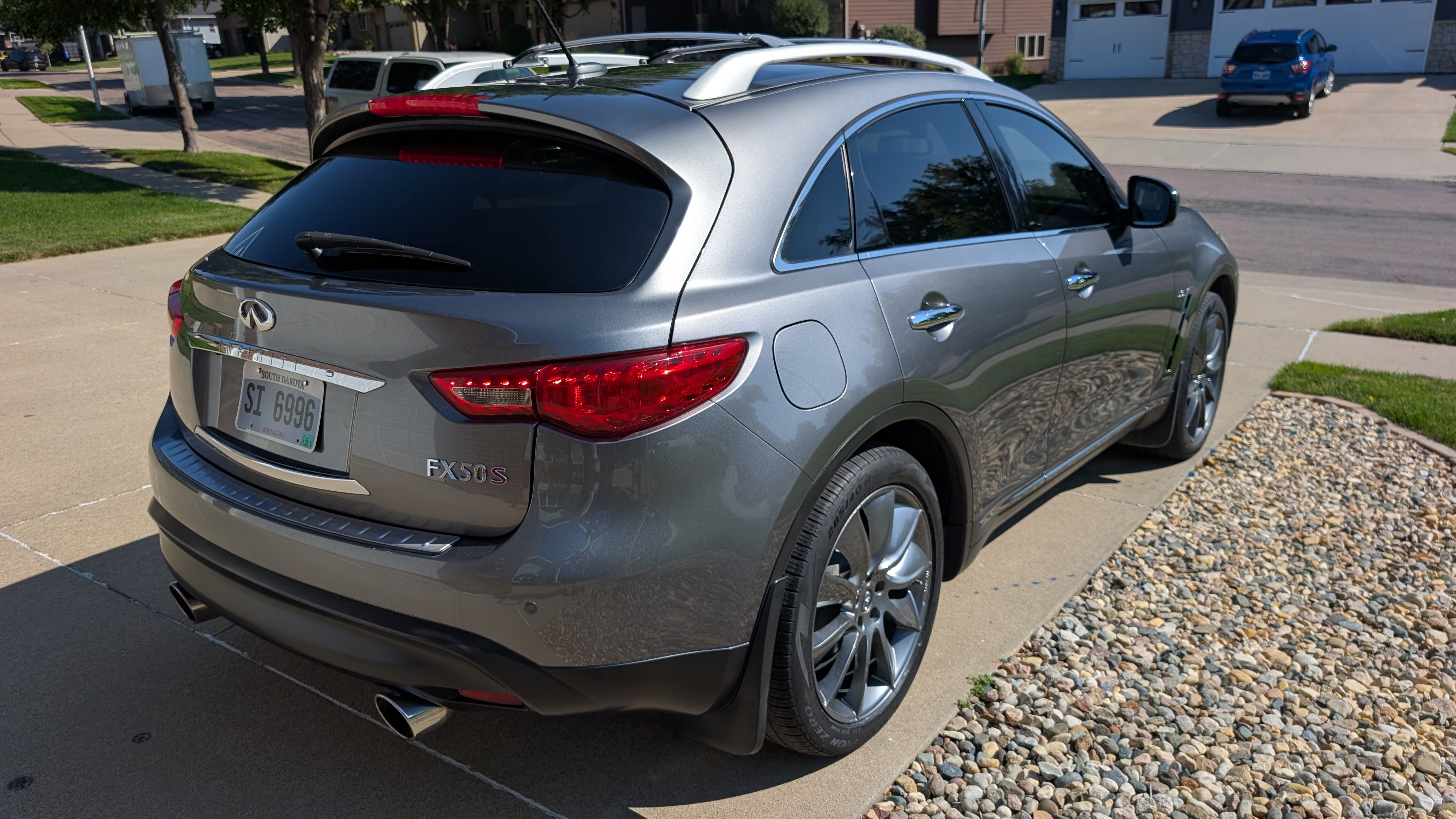 Used 2014 INFINITI QX70 AWD w/ Sport Technology Package image 8