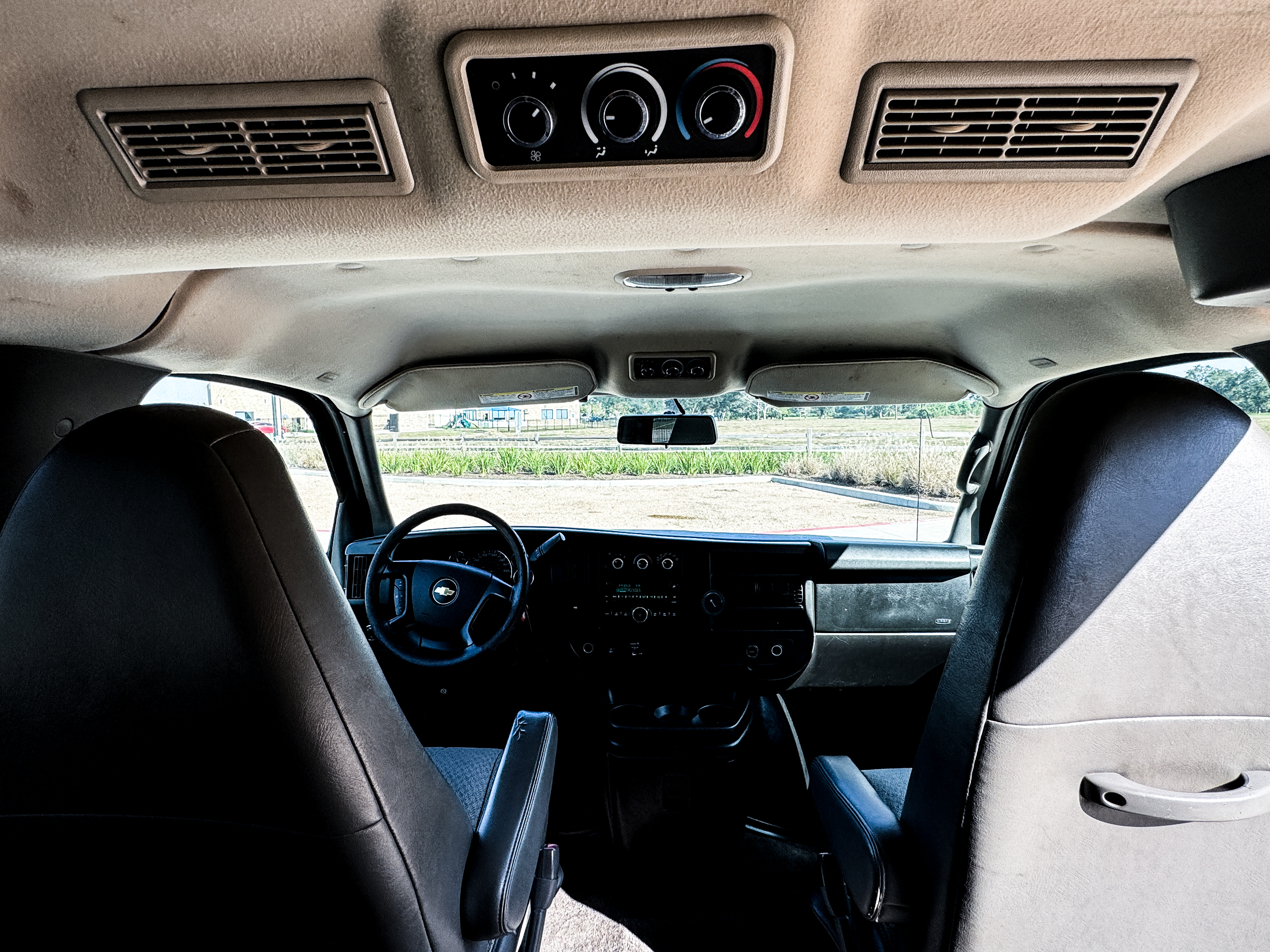 Used 2013 Chevrolet Express 3500 LT w/ LT Preferred Equipment Group RWD image 17