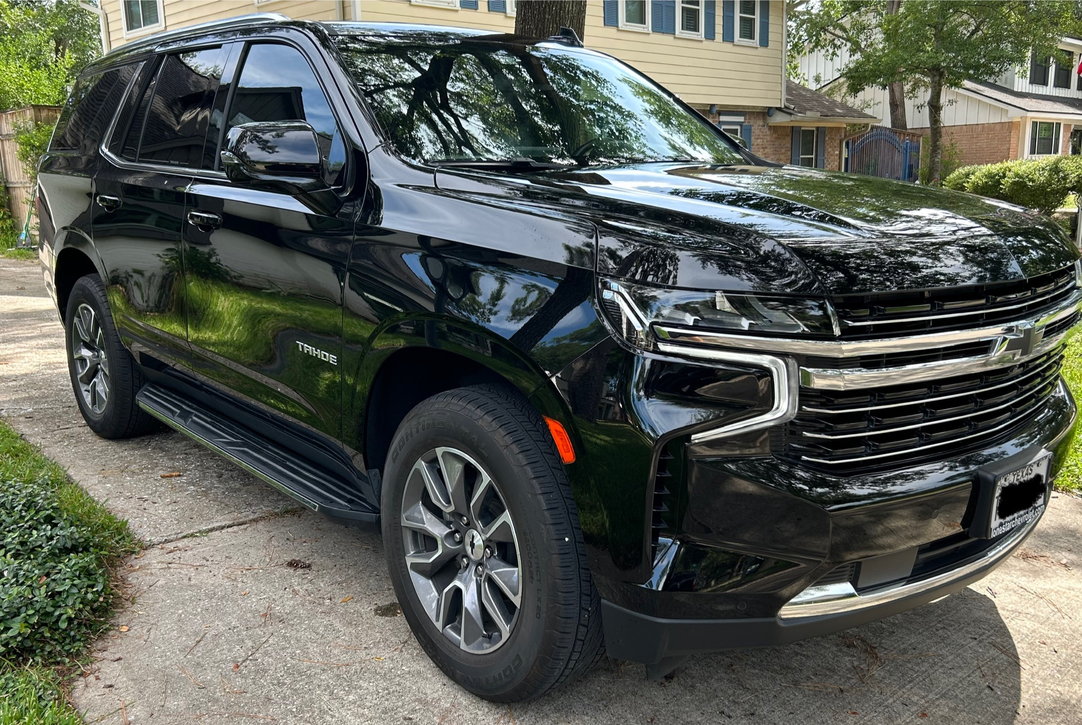 Used 2022 Chevrolet Tahoe LT w/ Luxury Package RWD image 8