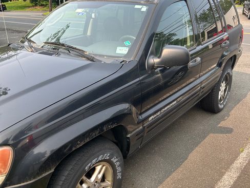 Used 2004 Jeep Grand Cherokee Laredo w/ Cold Weather Group image 8