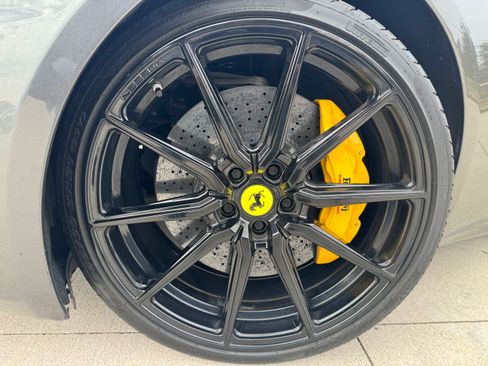 Used 2010 Ferrari California image 20