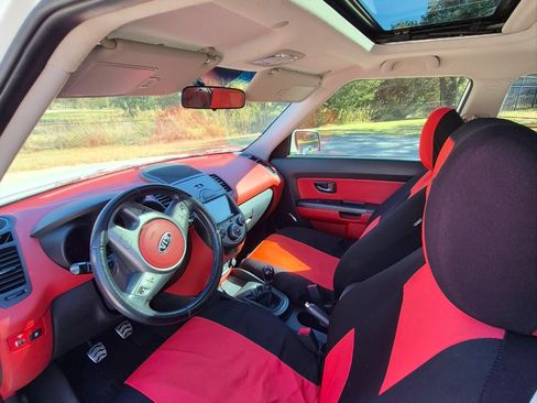 Used 2010 Kia Soul Sport image 5