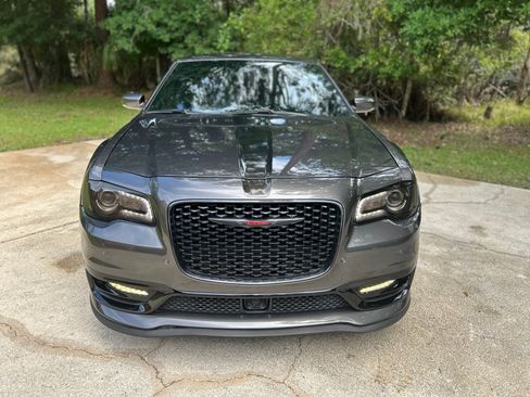 Used 2021 Chrysler 300 S w/ S Model Appearance Package RWD image 2