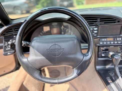 Used 1994 Chevrolet Corvette Convertible RWD image 13