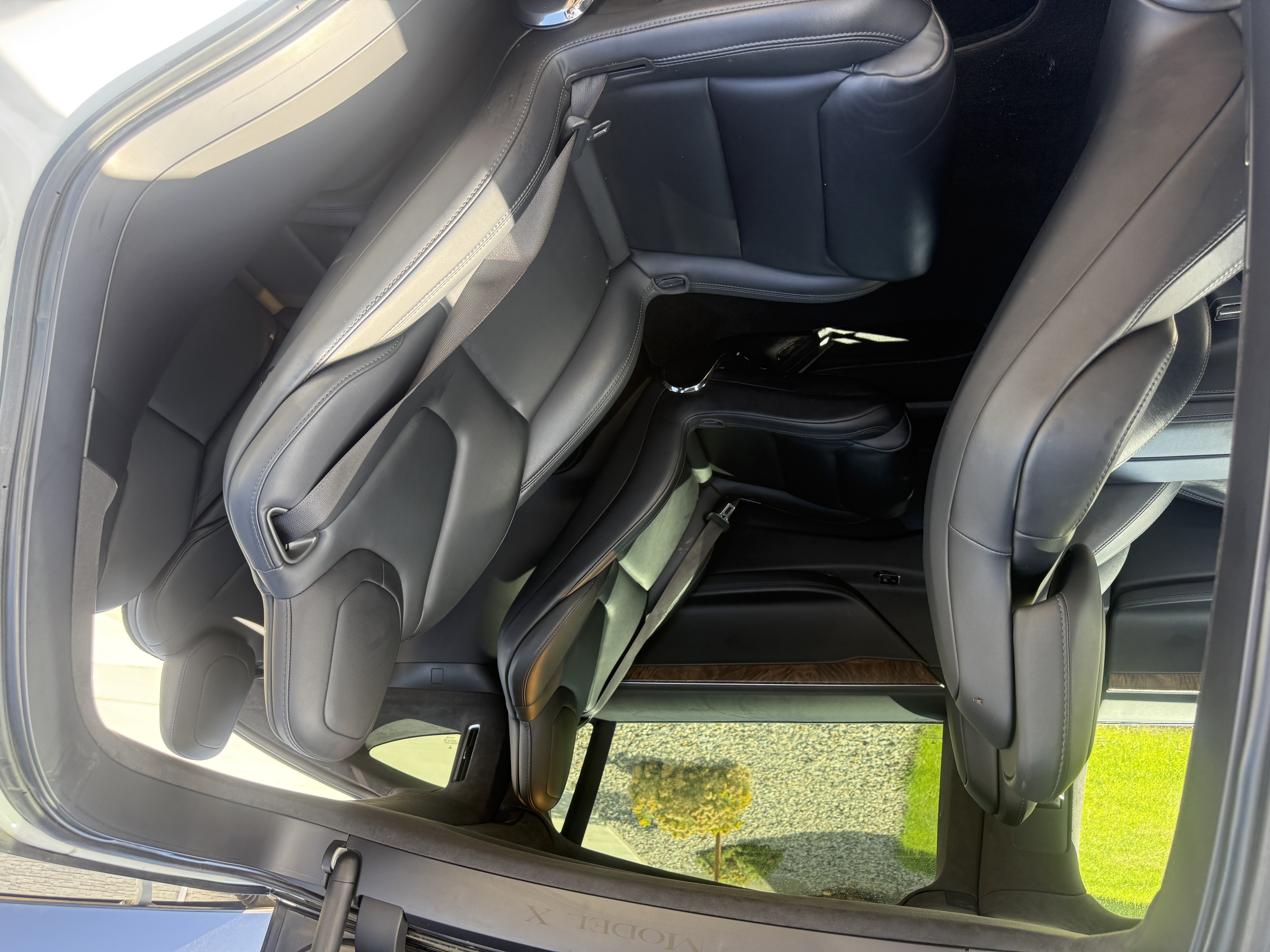 Used 2018 Tesla Model X 75D AWD/4WD image 11