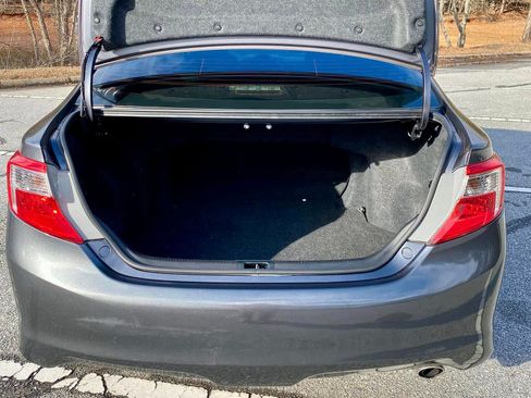 Used 2013 Toyota Camry SE image 20