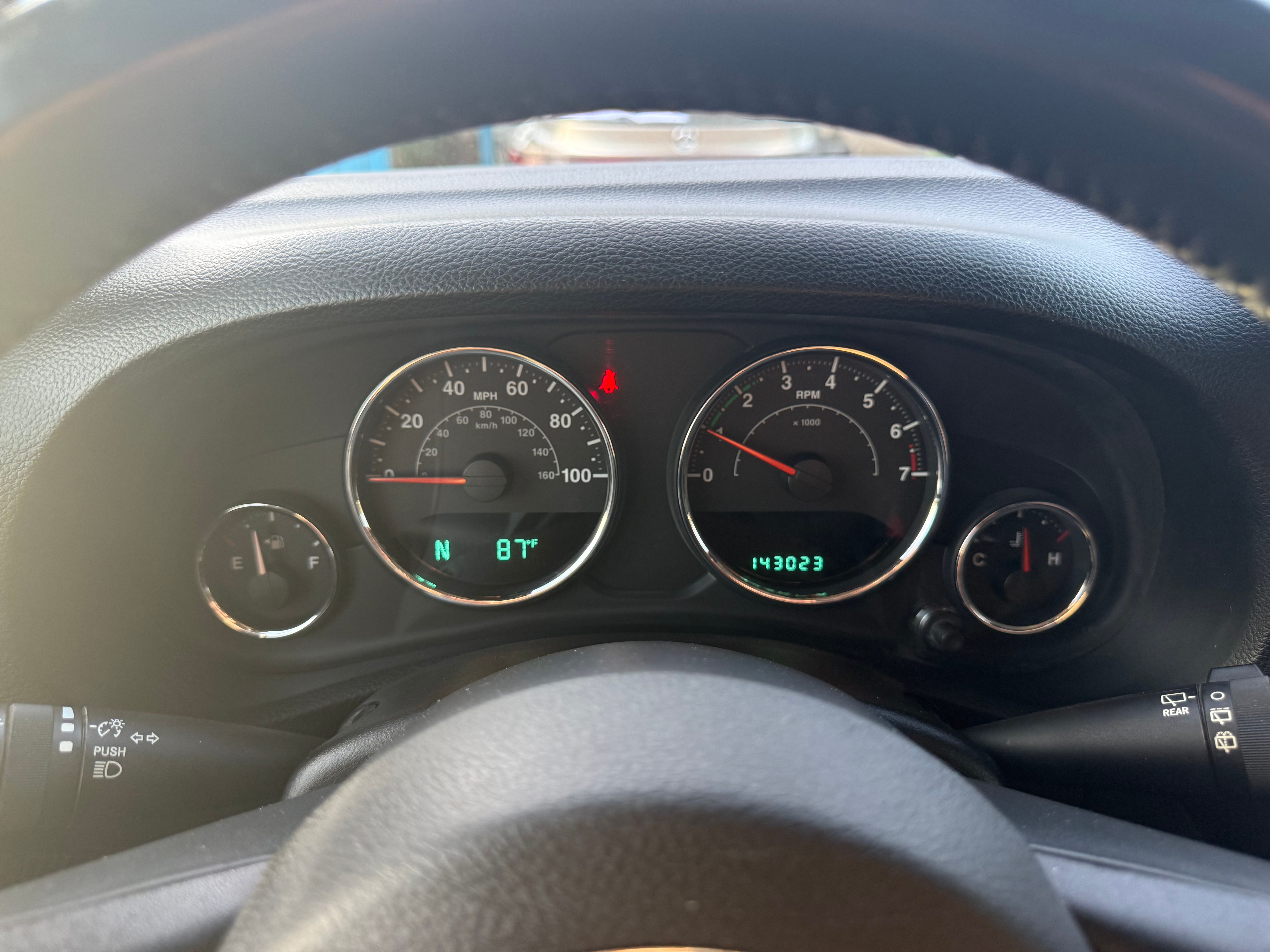 Used 2014 Jeep Wrangler Unlimited Sahara AWD/4WD image 18
