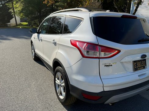 Used 2014 Ford Escape SE w/ Equipment Group 201A AWD/4WD image 19