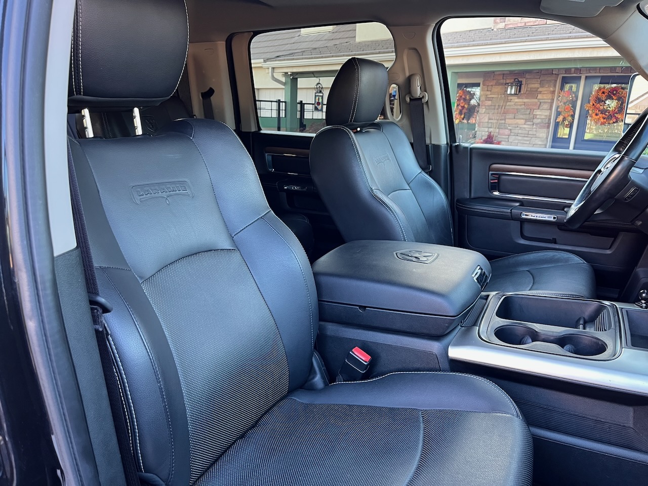 Used 2017 RAM 5500 Laramie AWD/4WD image 31