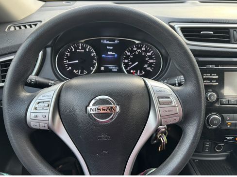 Used 2016 Nissan Rogue S image 14