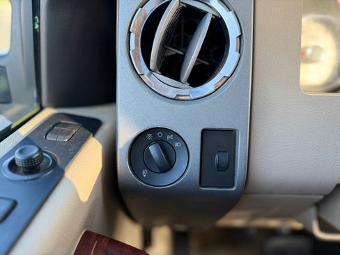 Used 2008 Ford F350 King Ranch image 28