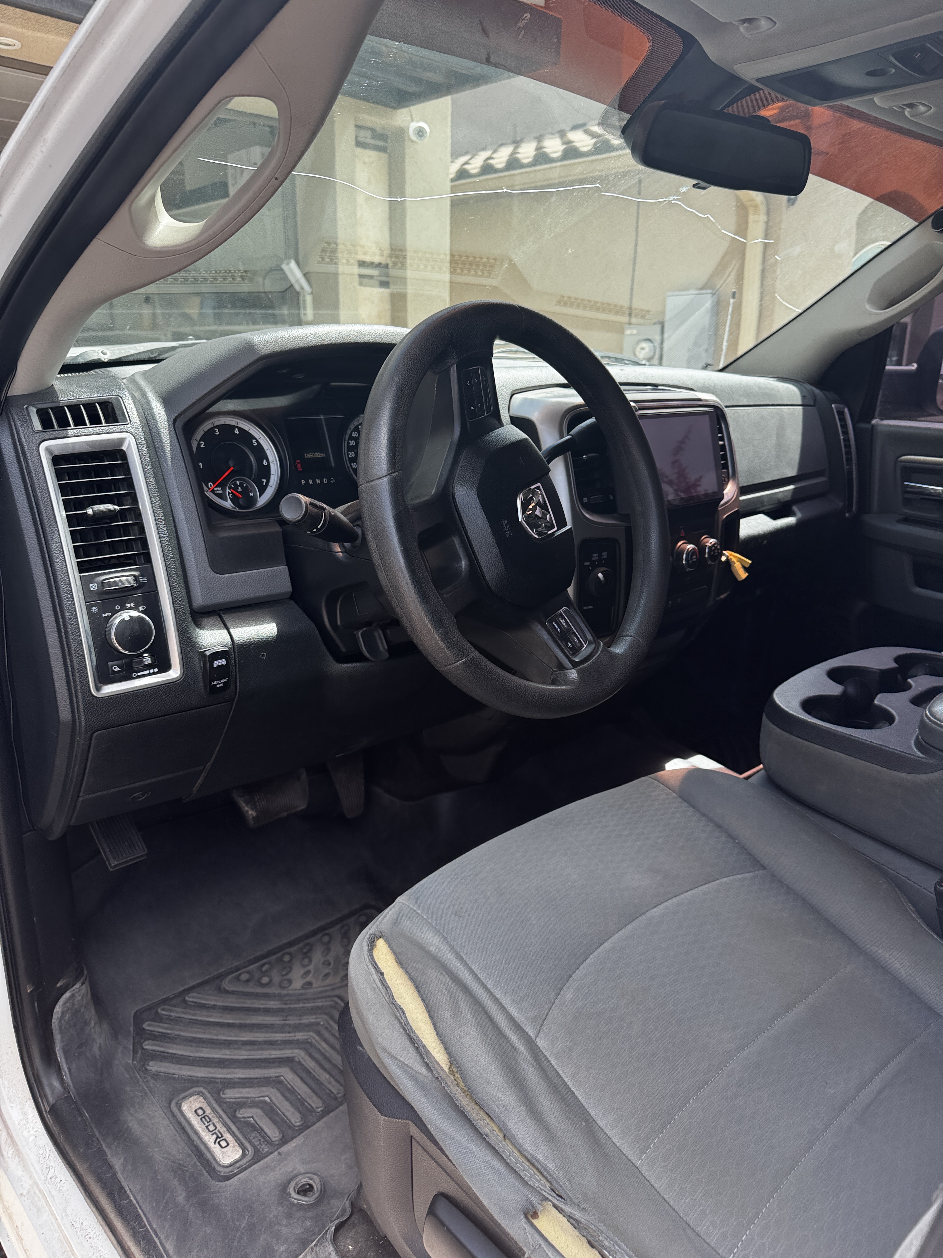 Used 2015 RAM 2500 SLT AWD/4WD image 13