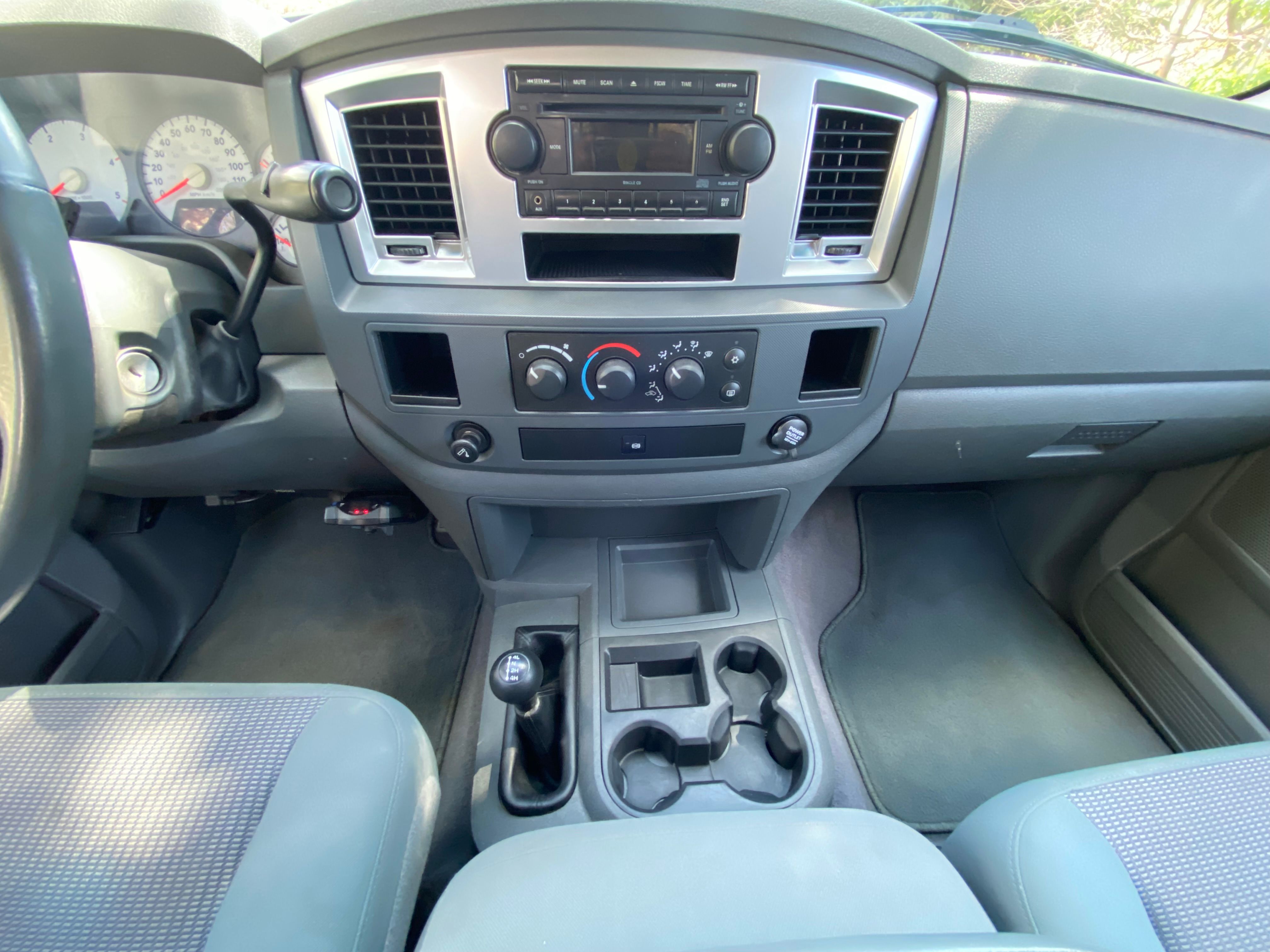 Used 2007 Dodge Ram 3500 Truck SLT w/ Quad Cab Big Horn Value Group AWD/4WD image 17