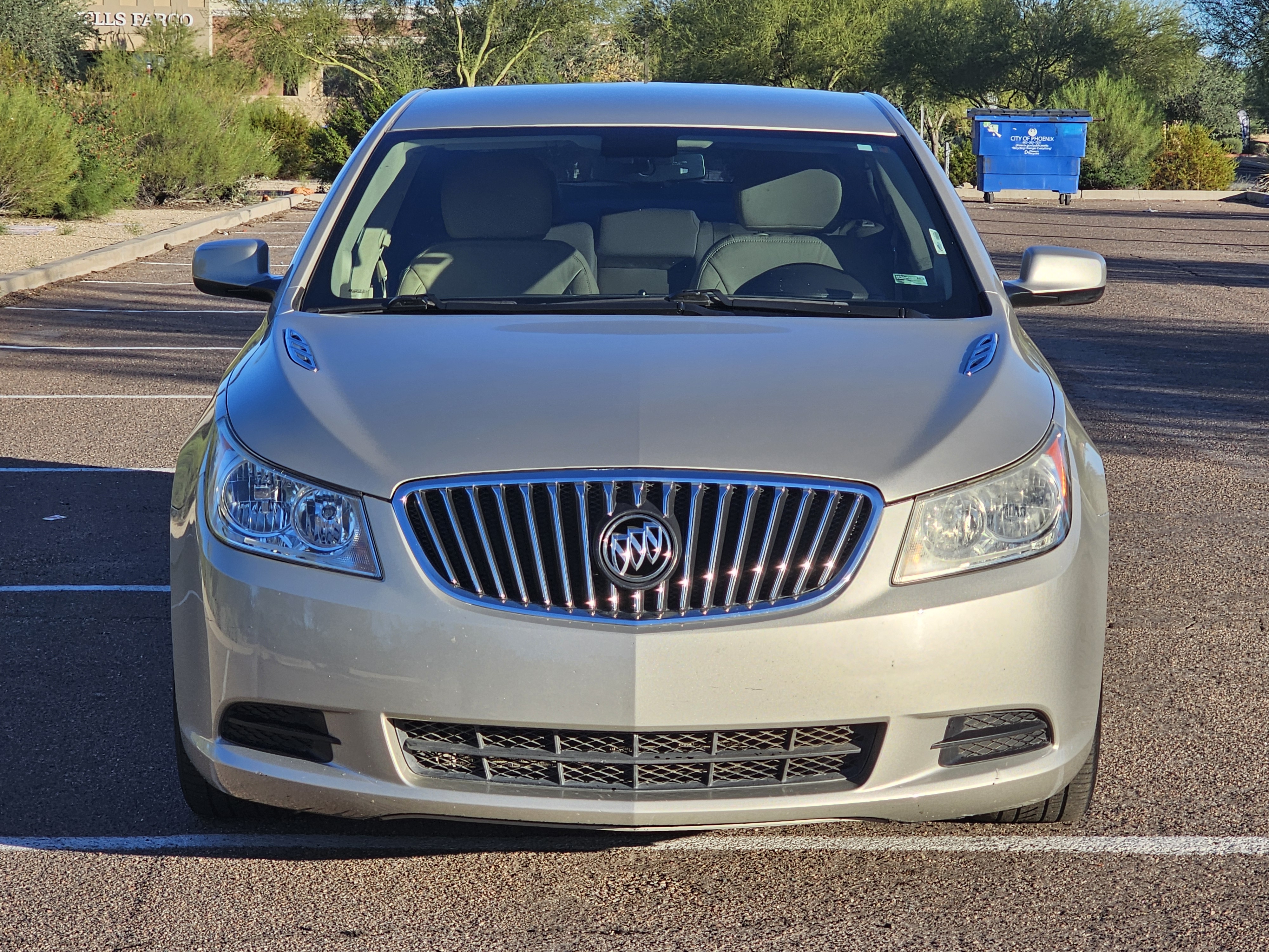 Used 2013 Buick LaCrosse FWD image 2
