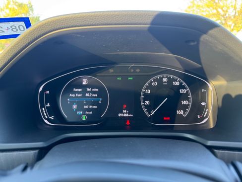 Used 2018 Honda Accord Touring image 12
