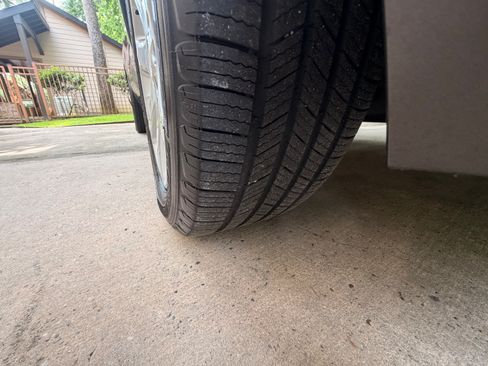 Used 2015 Buick Encore Premium image 28