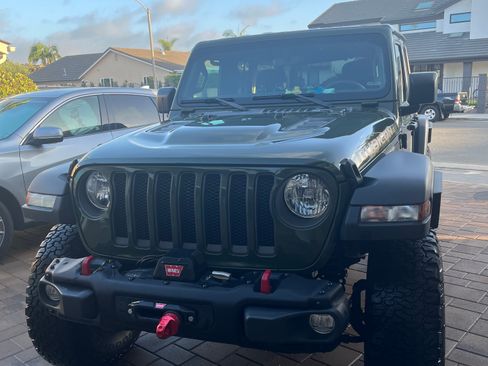 Used 2023 Jeep Wrangler Unlimited Rubicon w/ Xtreme 35 Tire Package AWD/4WD image 6