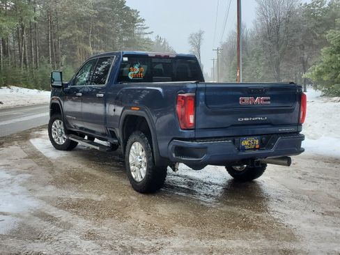 Used 2021 GMC Sierra 3500 Denali image 2