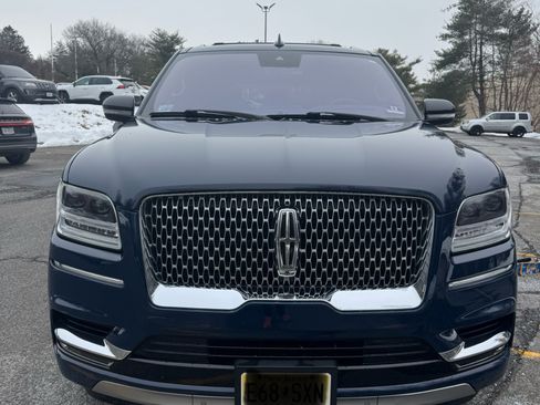 Used 2019 Lincoln Navigator Reserve w/ Cargo Package image 1