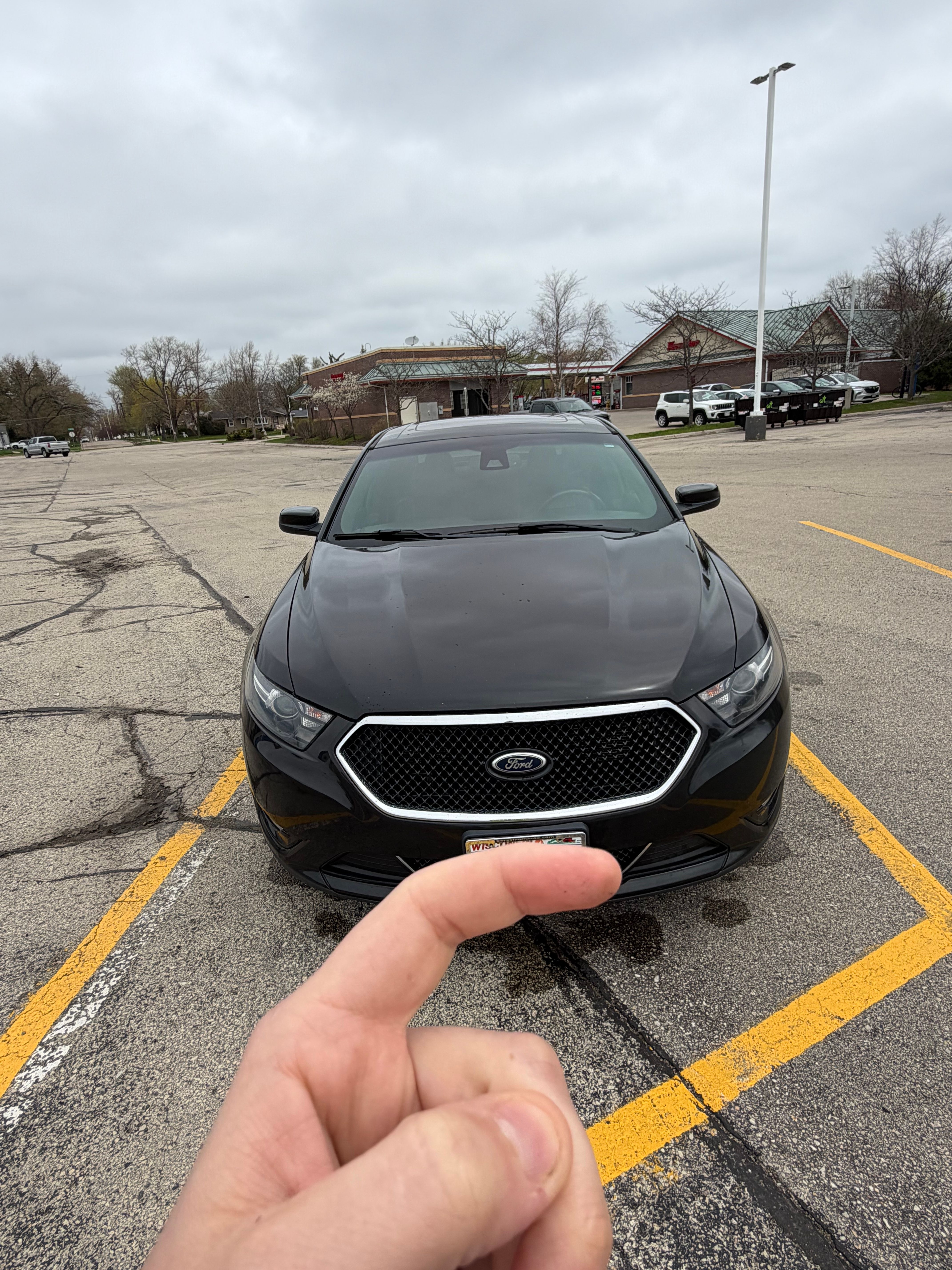 Used 2015 Ford Taurus SHO w/ Equipment Group 401A AWD/4WD image 15