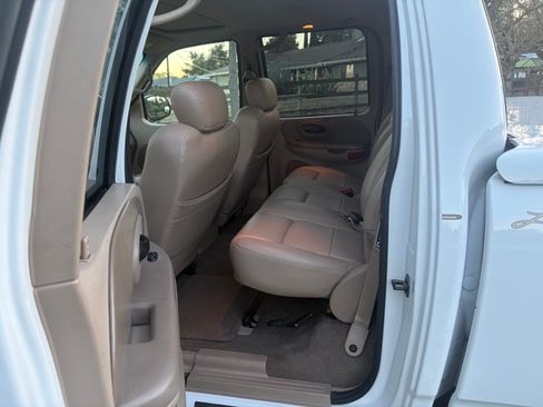 Used 2001 Ford F150 Harley-Davidson image 24