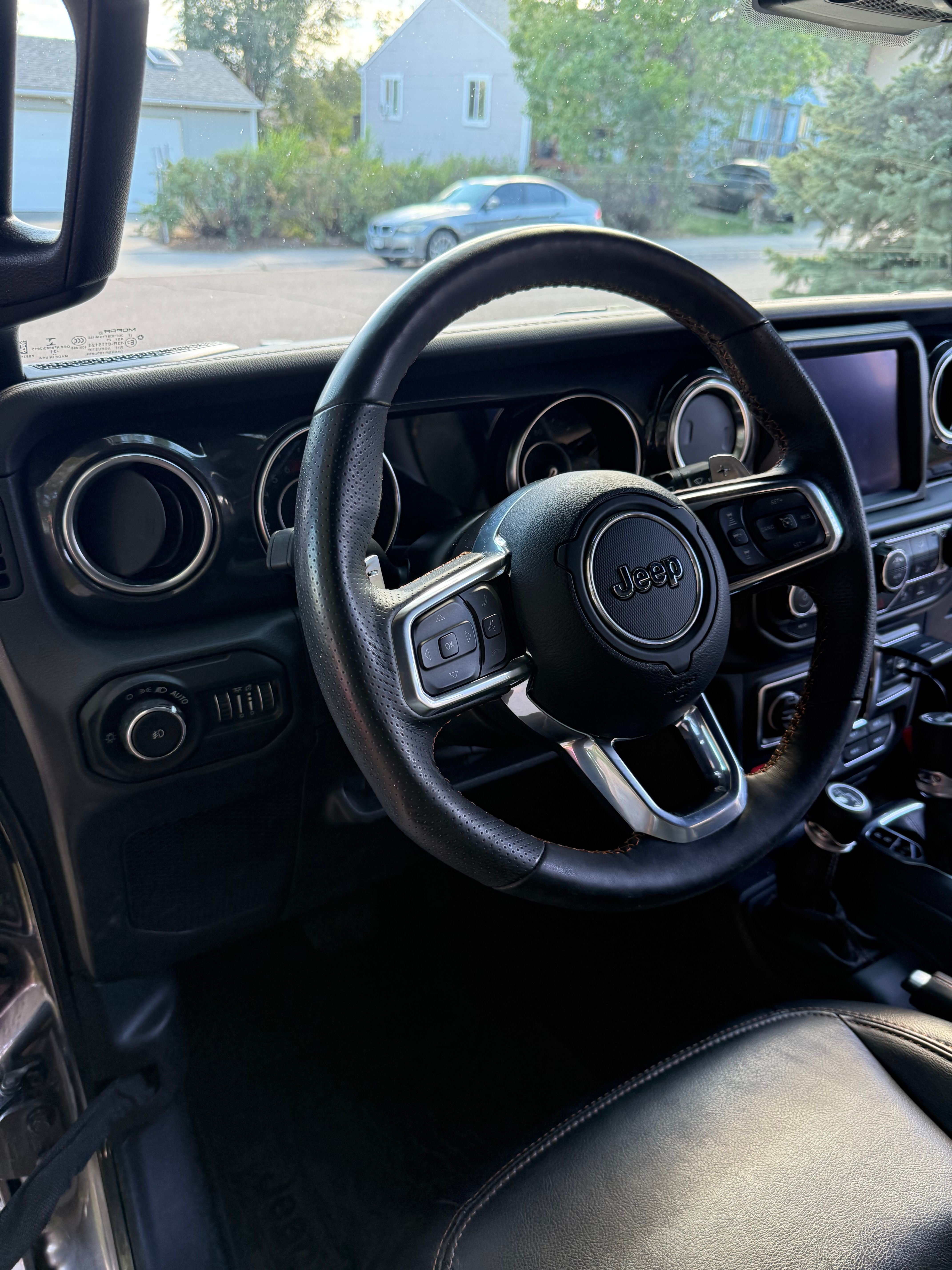 Used 2021 Jeep Wrangler Unlimited Rubicon AWD/4WD image 11