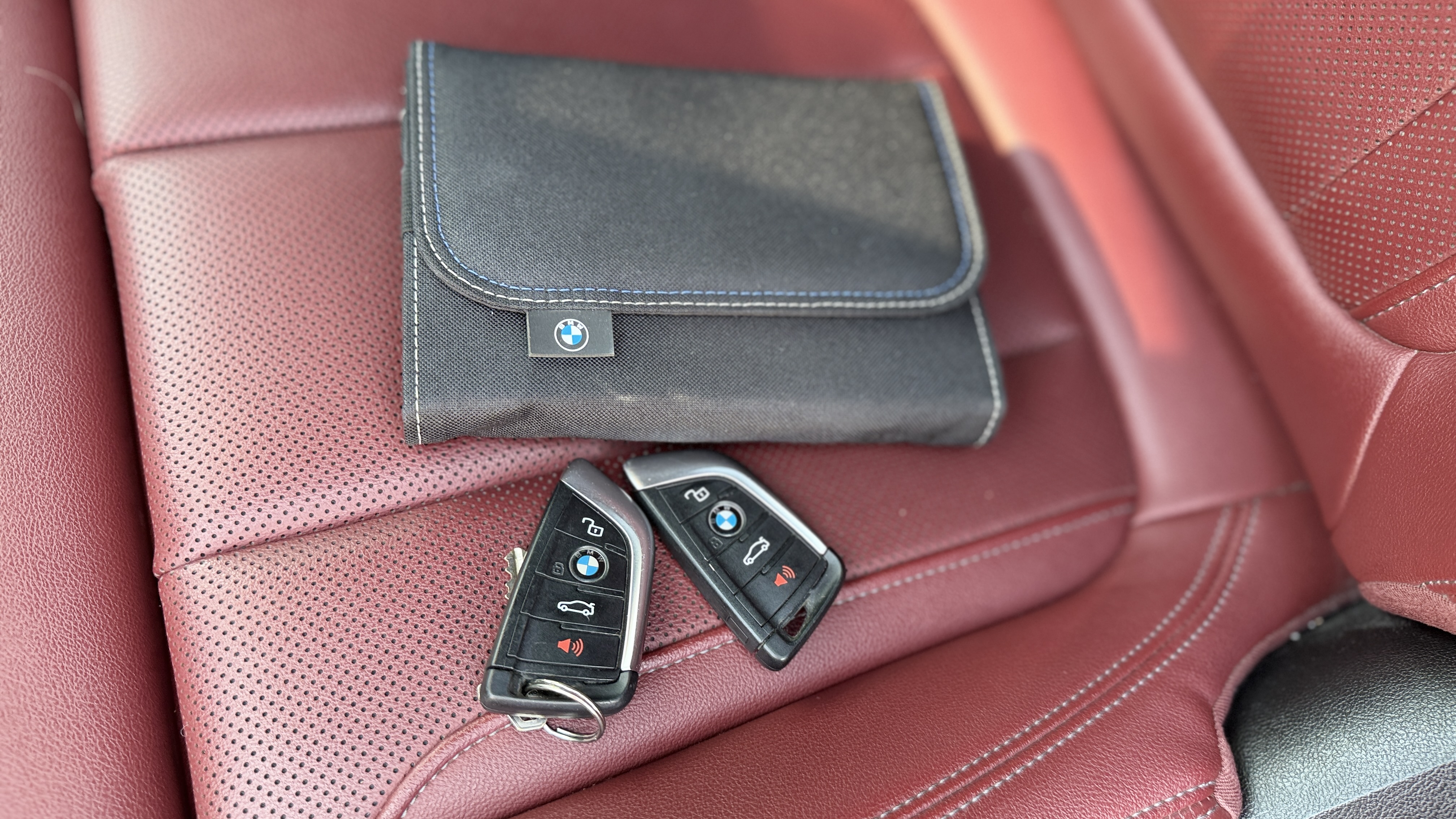 Used 2022 BMW 330i Sedan w/ M Sport Package RWD image 27
