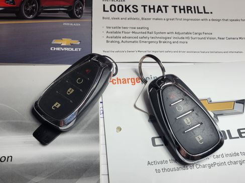 Used 2018 Chevrolet Volt Premier w/ Driver Confidence Package image 10