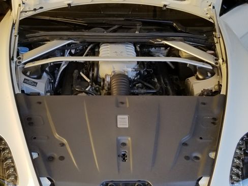 Used 2013 Aston Martin V8 Vantage Coupe image 11