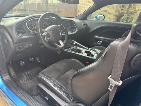 Used 2015 Dodge Challenger R/T Scat Pack w/ Leather Interior Group image 13