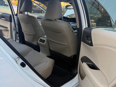 Used 2015 Honda Accord EX-L image 17