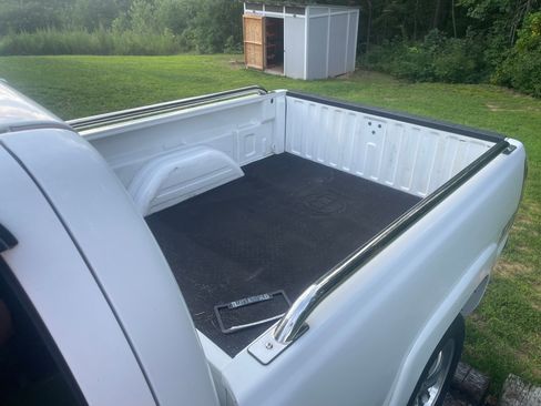 Used 2005 Chevrolet Silverado 1500 4x4 Extended Cab w/ Safe And Sound Package image 4