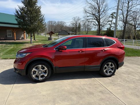 Used 2018 Honda CR-V EX image 1