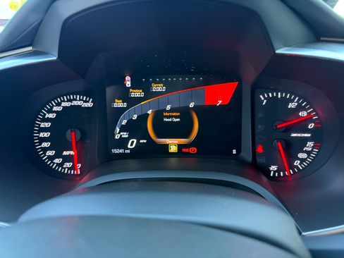 Used 2017 Chevrolet Corvette Z06 RWD image 13