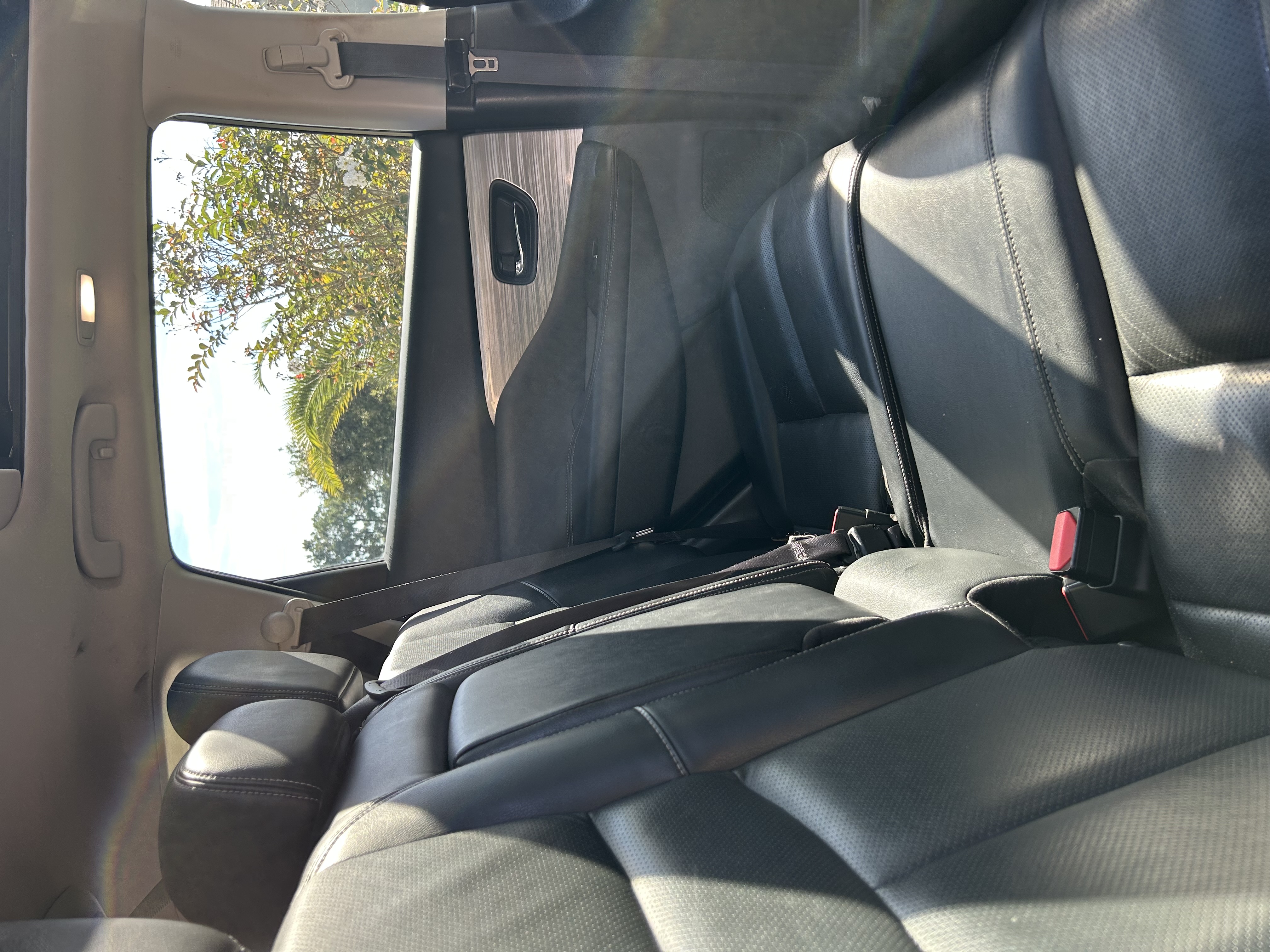 Used 2016 Nissan Murano Platinum w/ Platinum Technology Package FWD image 8