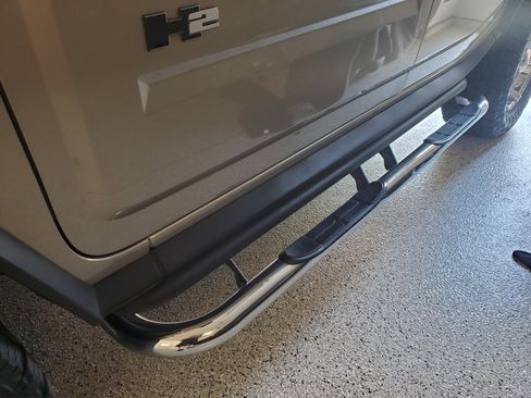 Used 2005 HUMMER H2 w/ Preferred Equipment Group image 19