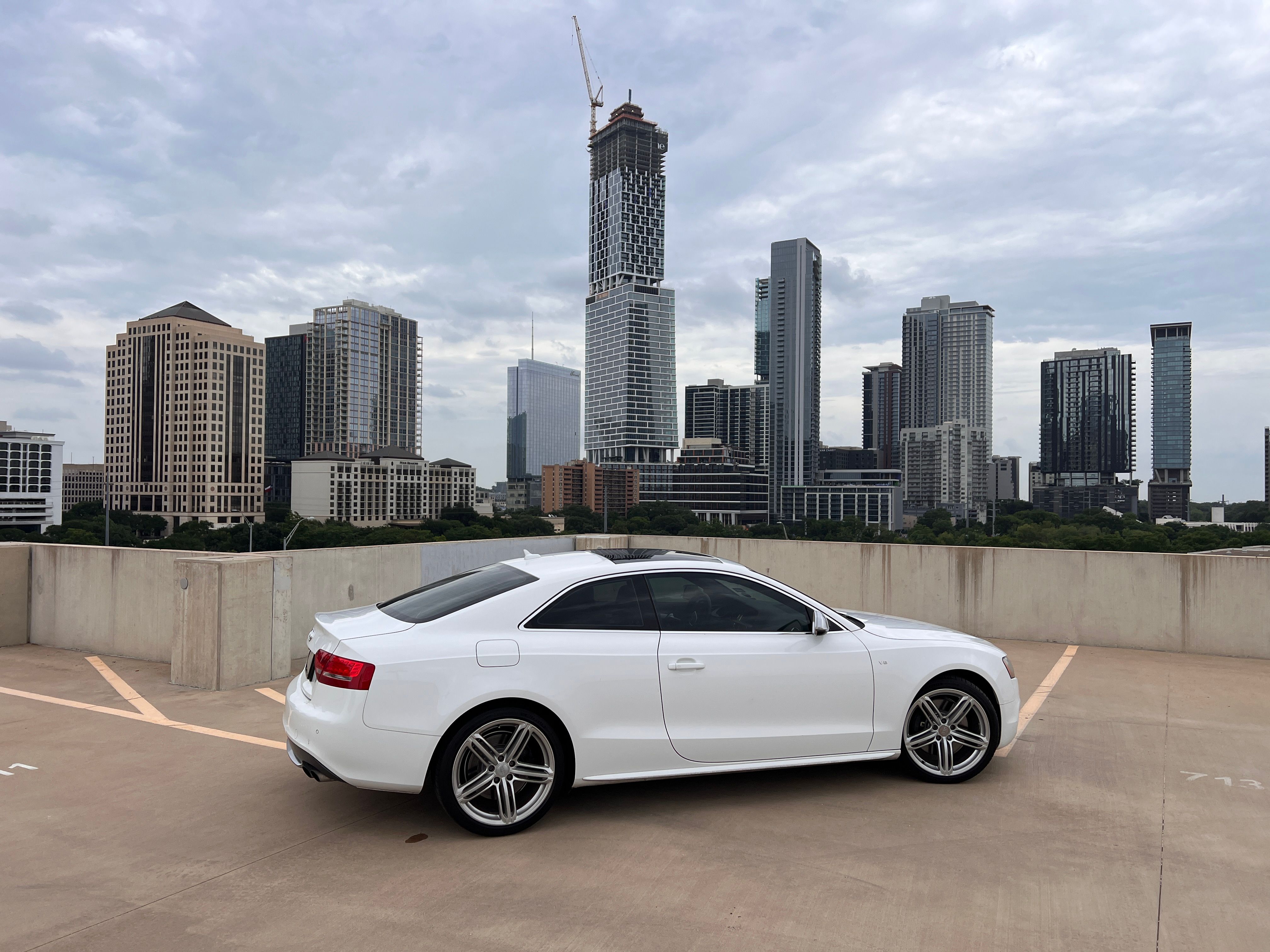 Used 2010 Audi S5 Premium Plus AWD/4WD image 4