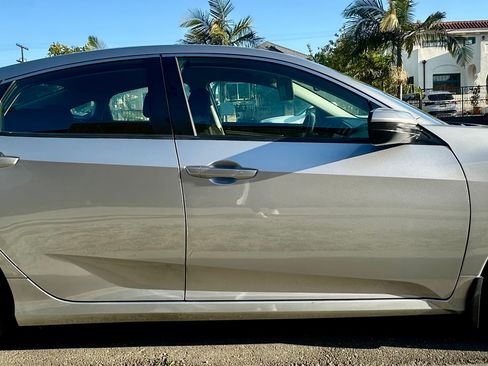 Used 2018 Honda Civic LX image 4