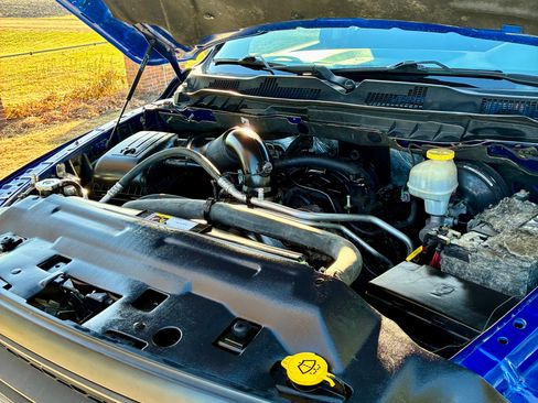 Used 2017 RAM 1500 Express image 14