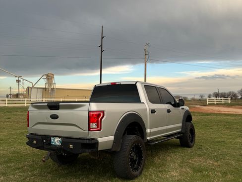 Used 2015 Ford F150 XLT w/ Equipment Group 301A Mid image 6