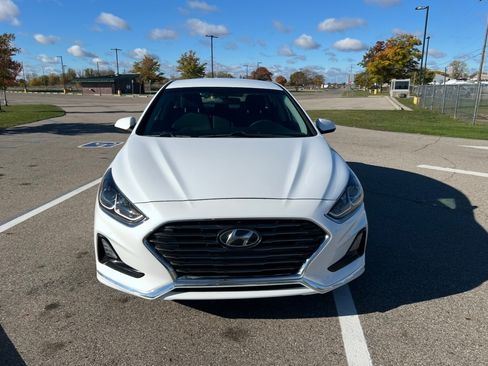 Used 2019 Hyundai Sonata SE image 2