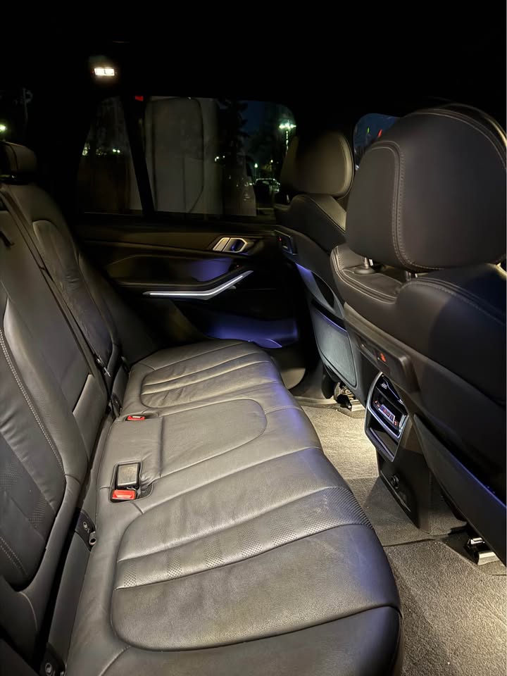 Used 2019 BMW X5 xDrive40i w/ Premium Package 2 AWD/4WD image 8