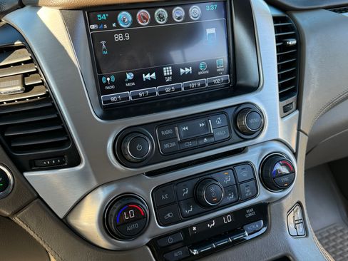 Used 2018 GMC Yukon XL SLT w/ Open Road Package image 19